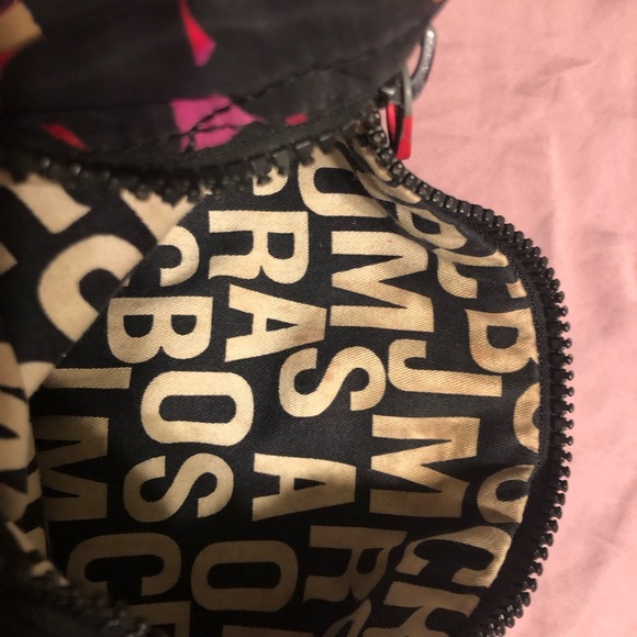 😍 MARC BY MARC JACOBS FABRIC ZIP POUCH! 🎉 - Picture 6 of 8
